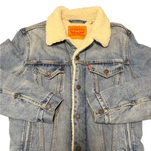 Levi’s Men’s Sherpa Trucker Jean Jacket Medium Wash Small - Picture 2 of 8